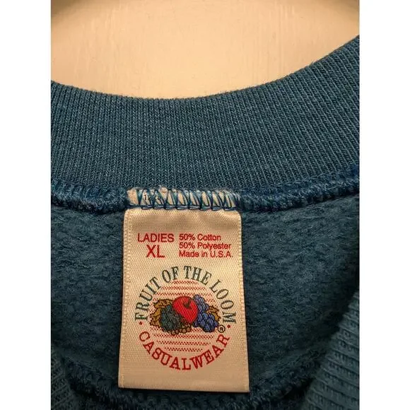 Vintage Fruit of the Loom Crew Neck Sweatshirt‎ Doily Heart & Buttons - Picture 3 of 4